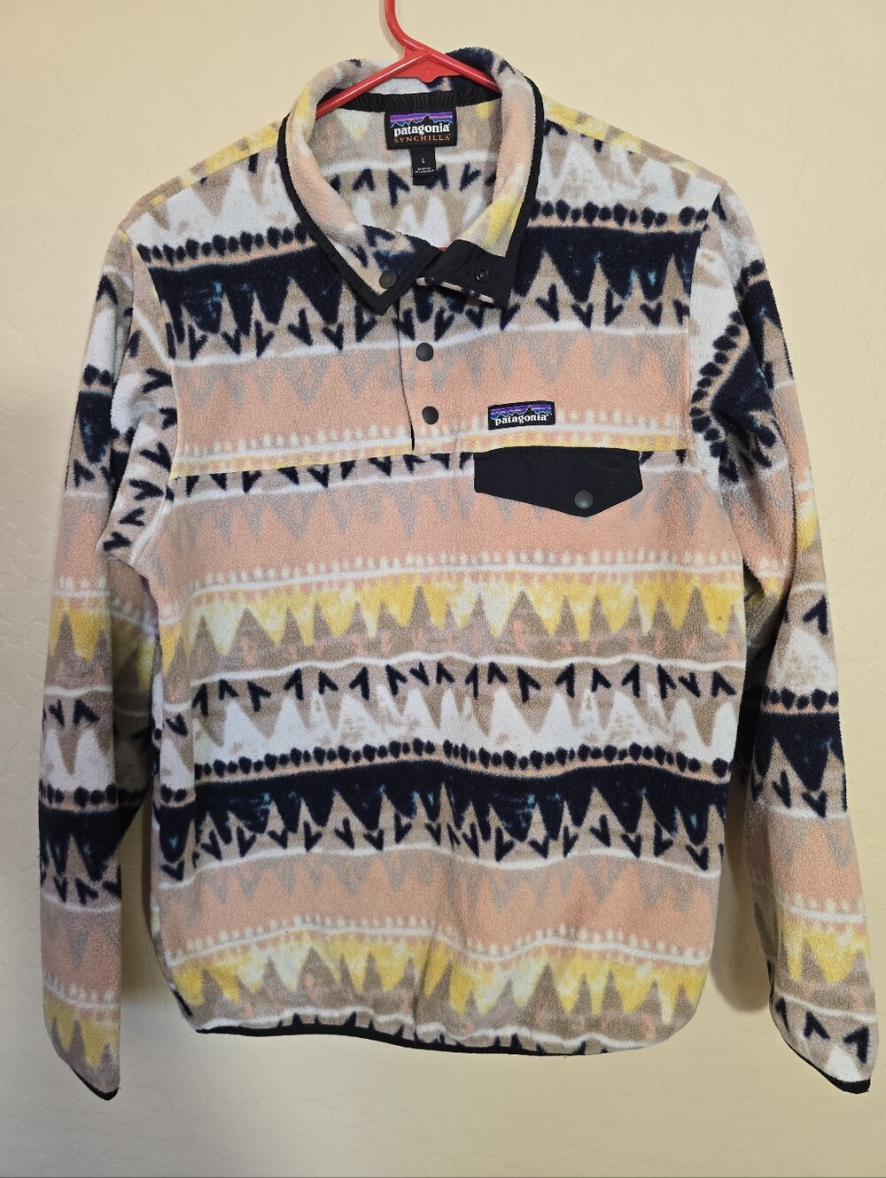Patagonia Bandicoot Marrow Peach,Navy & Yellow Printed Snap-T Fleece Pullover